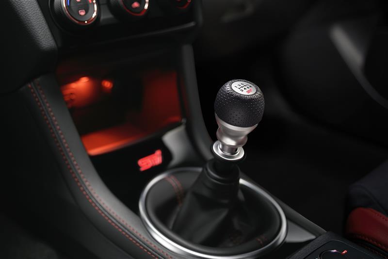 Subaru WRX STI Aluminium-/Leder- Sportschaltknauf