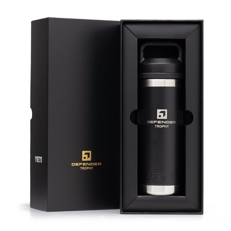 Defender Trophy X Yeti Flasche mit Chug Cap