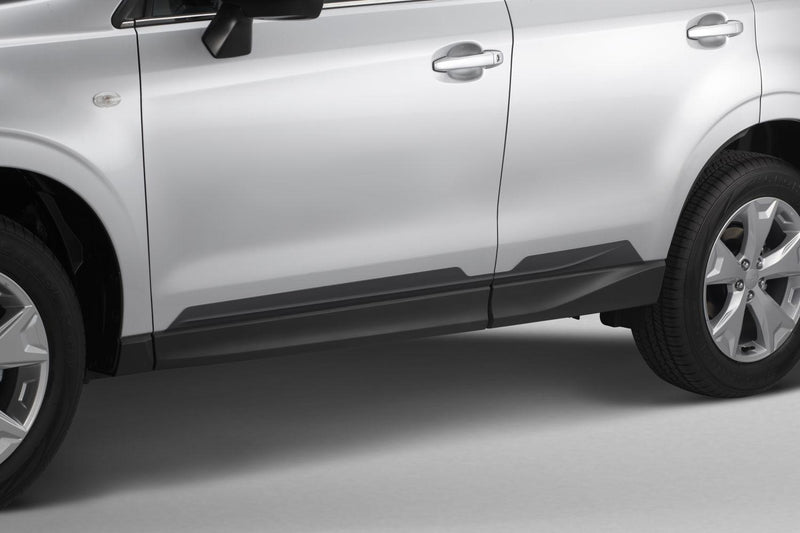 Subaru Forester Seitenverkleidung