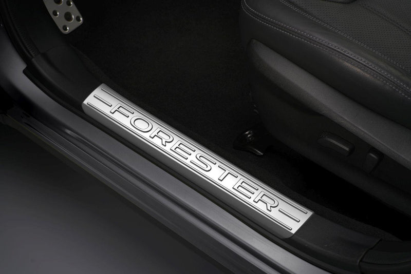 Subaru Forester Türeinstiegsleistensatz